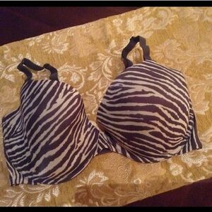 Victoria's Secret the Nakeds by Victoria lined demi Bra Zebra Print Size 38D NWT